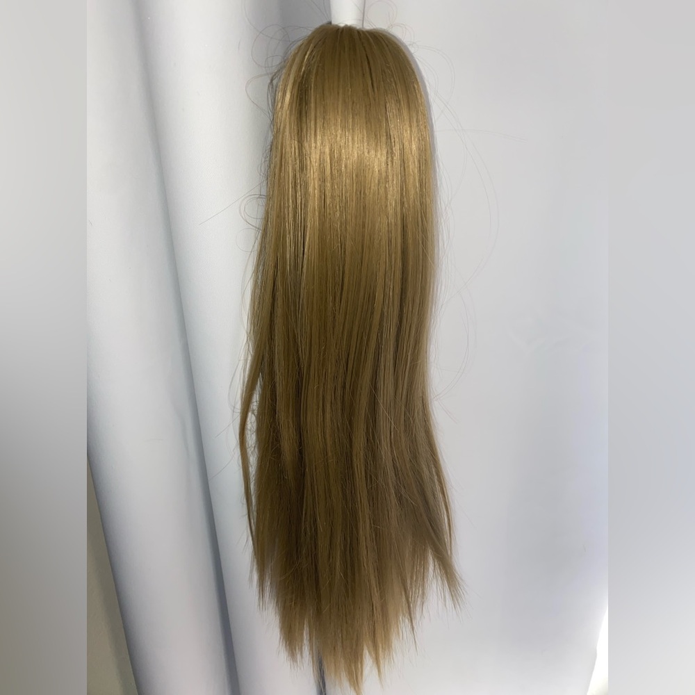 Claw clip ponytail hair extension